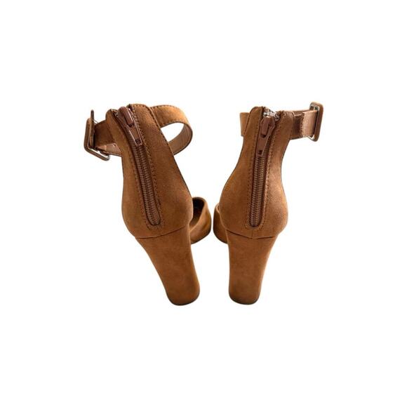 Charlotte Russe Women’s Heels Sz 6 Tan Suede Ankle Strap Pointed Toe Block Heel - Picture 4 of 7